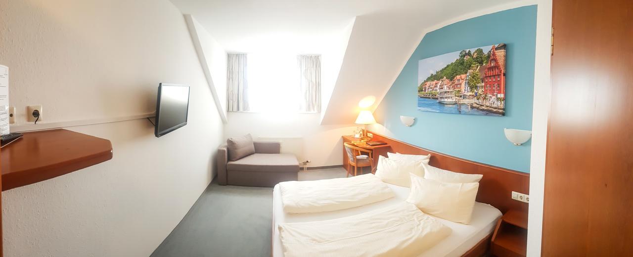 Hotel Loewen 3*