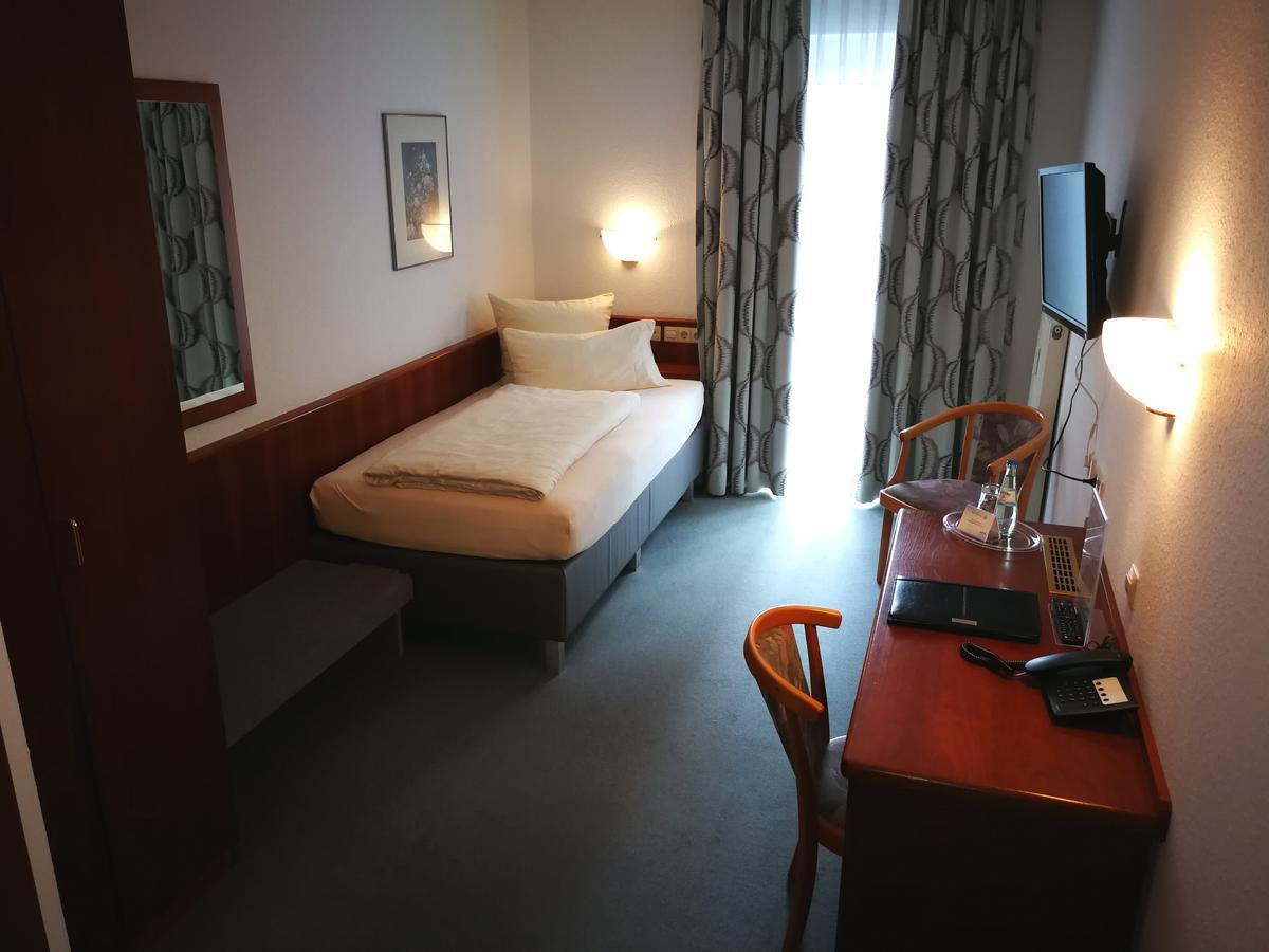 Hotel Loewen 3*